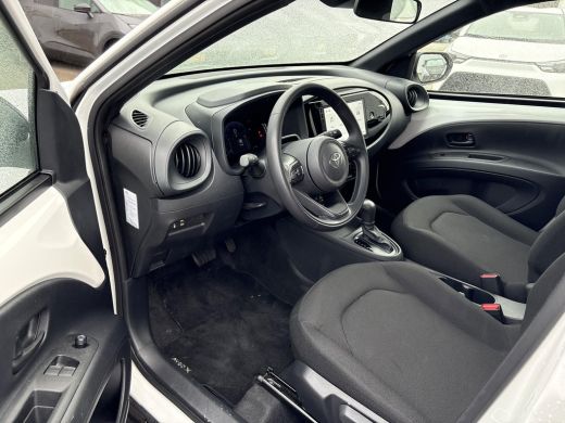Toyota Aygo X Hybrid 115 play ActivLease financial lease