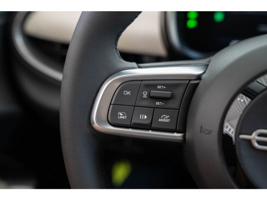 Fiat 600 1.2 Hybrid La Prima | Tot 8 Jaar Garantie | Camera | Elektrische Achterklep | Dolce-Vita Pack | K... ActivLease financial lease