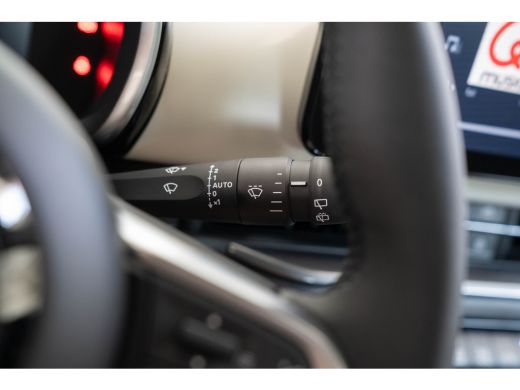 Fiat 600 1.2 Hybrid La Prima | Tot 8 Jaar Garantie | Camera | Elektrische Achterklep | Dolce-Vita Pack | K... ActivLease financial lease
