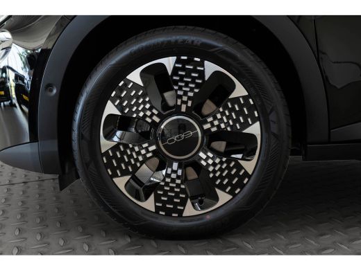 Fiat 600 1.2 Hybrid La Prima | Tot 8 Jaar Garantie | Camera | Elektrische Achterklep | Dolce-Vita Pack | K... ActivLease financial lease