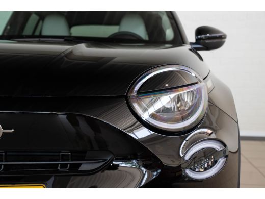 Fiat 600 1.2 Hybrid La Prima | Tot 8 Jaar Garantie | Camera | Elektrische Achterklep | Dolce-Vita Pack | K... ActivLease financial lease