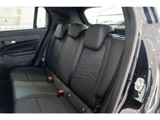 Jeep Avenger 1.2 e-Hybrid Black Edition | Tot 8 Jaar Garantie | Winter Pack | Navigatie | Camera | Elektrische... ActivLease financial lease