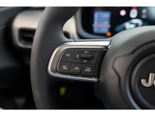 Jeep Avenger 1.2 e-Hybrid Black Edition | Tot 8 Jaar Garantie | Winter Pack | Navigatie | Camera | Elektrische... ActivLease financial lease