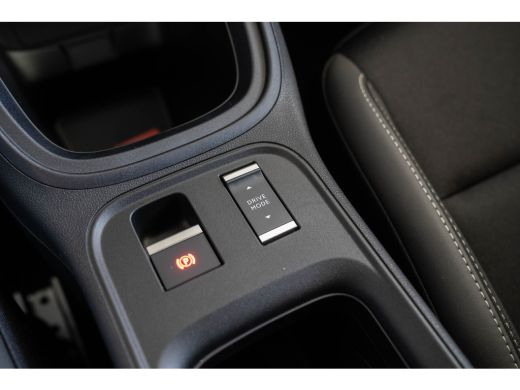 Jeep Avenger 1.2 e-Hybrid Black Edition | Tot 8 Jaar Garantie | Winter Pack | Navigatie | Camera | Elektrische... ActivLease financial lease