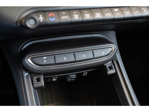 Jeep Avenger 1.2 e-Hybrid Black Edition | Tot 8 Jaar Garantie | Winter Pack | Navigatie | Camera | Elektrische... ActivLease financial lease
