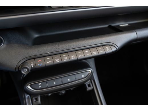Jeep Avenger 1.2 e-Hybrid Black Edition | Tot 8 Jaar Garantie | Winter Pack | Navigatie | Camera | Elektrische... ActivLease financial lease