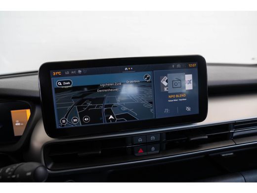 Jeep Avenger 1.2 e-Hybrid Black Edition | Tot 8 Jaar Garantie | Winter Pack | Navigatie | Camera | Elektrische... ActivLease financial lease