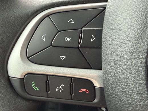 Jeep Renegade 4xe 240 Plug-in Hybrid Electric Trailhawk (Navigatie - LED - Keyless Entry - Parkeersensoren V+A ... ActivLease financial lease