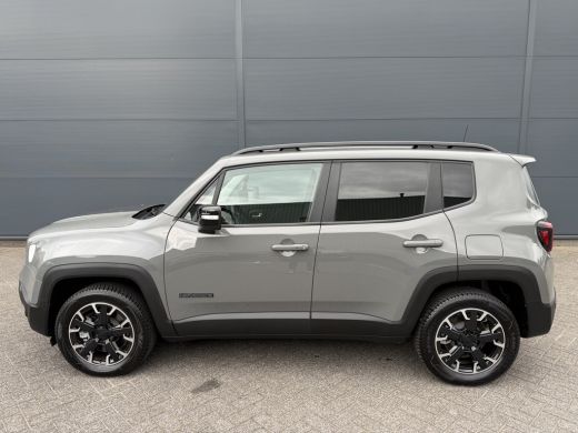 Jeep Renegade 4xe 240 Plug-in Hybrid Electric Trailhawk (Navigatie - LED - Keyless Entry - Parkeersensoren V+A ... ActivLease financial lease