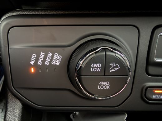 Jeep Renegade 4xe 240 Plug-in Hybrid Electric Trailhawk (Navigatie - LED - Keyless Entry - Parkeersensoren V+A ... ActivLease financial lease
