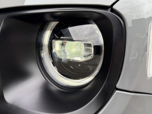 Jeep Renegade 4xe 240 Plug-in Hybrid Electric Trailhawk (Navigatie - LED - Keyless Entry - Parkeersensoren V+A ... ActivLease financial lease