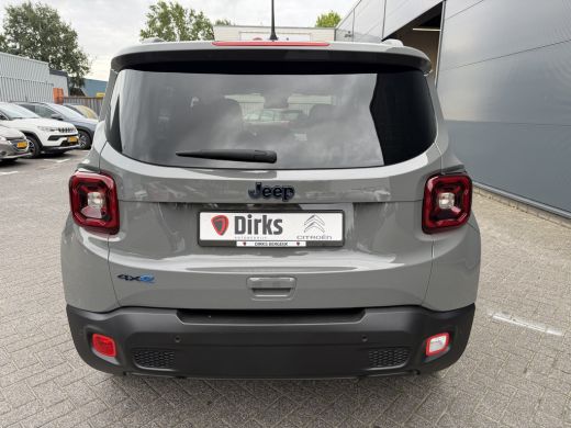 Jeep Renegade 4xe 240 Plug-in Hybrid Electric Trailhawk (Navigatie - LED - Keyless Entry - Parkeersensoren V+A ... ActivLease financial lease