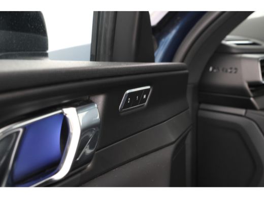 Lynk & Co 01 1.5 zwarte hemel! ActivLease financial lease
