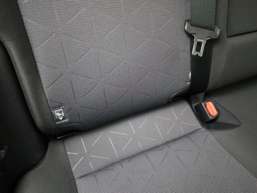 Toyota RAV4 2.5 Hybrid Dynamic | NL Auto | Camera | PDC | Trekhaak | Apple \ Android | Bearlock | Prijs Rijkl... ActivLease financial lease