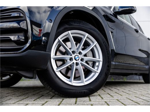 BMW X3 xDrive30e Business Edition Plus Panorama dak / Leder / Carplay / Android Auto / ActivLease financial lease