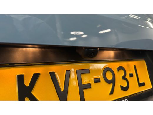 Citroën C3 1.2 Hybrid 110-PK Plus | 'Happy tags' | 10,25" kleuren touchscreen, incl. FM/AM/Digitale Radio DA... ActivLease financial lease