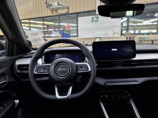 Jeep Avenger 1.2 e-Hybrid Summit | Tot 8 Jaar Garantie | Navigatie | Camera | Elektrische Achterklep | Apple C... ActivLease financial lease
