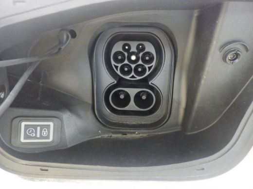 Jeep Avenger Altitude 54 kWh | Camera | Adaptive Cruise Controle | Stoelverwarming | Voorruit verwarming | Cli... ActivLease financial lease