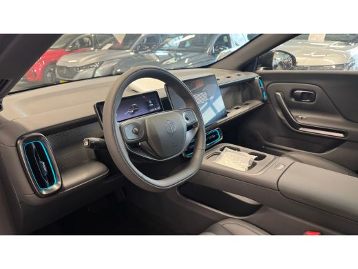 Leapmotor B05 ProMax Design 67.1 kWh | Achteruitrij assistent | Apple Carplay/Android Auto|telefoonintegratie p... ActivLease financial lease