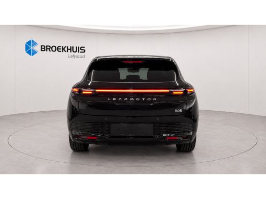 Leapmotor B05 ProMax Design 67.1 kWh | Achteruitrij assistent | Apple Carplay/Android Auto|telefoonintegratie p... ActivLease financial lease