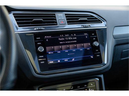 Volkswagen Tiguan 1.4 TSI eHybrid R-Line Business+ Pano / Trekhaak / Black / ActivLease financial lease