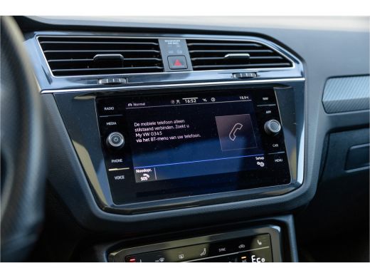 Volkswagen Tiguan 1.4 TSI eHybrid R-Line Business+ Pano / Trekhaak / Black / ActivLease financial lease