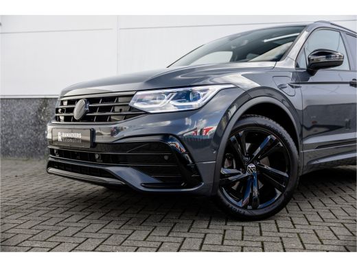 Volkswagen Tiguan 1.4 TSI eHybrid R-Line Business+ Pano / Trekhaak / Black / ActivLease financial lease
