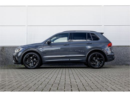 Volkswagen Tiguan 1.4 TSI eHybrid R-Line Business+ Pano / Trekhaak / Black / ActivLease financial lease