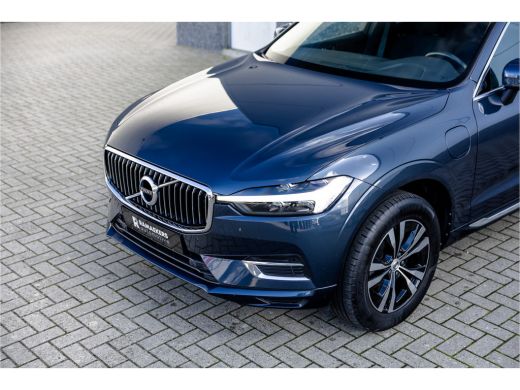 Volvo  XC60 2.0 Recharge T6 AWD Panorama / Stoelverwarming / Camera / ActivLease financial lease