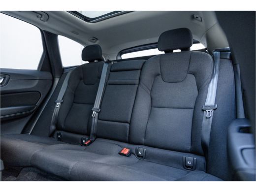 Volvo  XC60 2.0 Recharge T6 AWD Panorama / Stoelverwarming / Camera / ActivLease financial lease