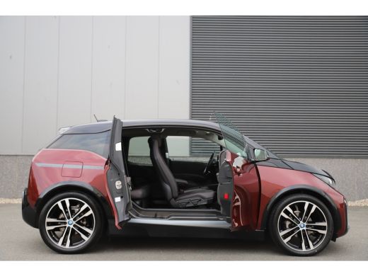 BMW i3 S /184pk*Unique Forever*120Ah 42 kWh/Leder/W-pomp/Carplay/20"/3-fase ActivLease financial lease