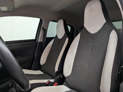Citroën C1 1.0 VTi Millenium ActivLease financial lease