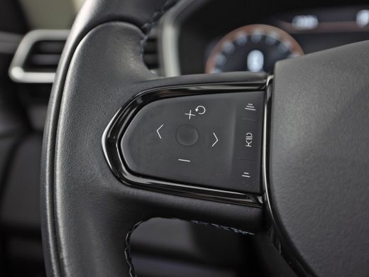 Lynk & Co 01 1.5 Black Pack 262Pk (SOH 93,5%, PANORAMADAK, APPLE CARPLAY, INFINITY AUDIO, SFEERVERLICHTING, ME... ActivLease financial lease