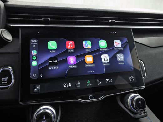 Lynk & Co 01 1.5 Black Pack 262Pk (SOH 93,5%, PANORAMADAK, APPLE CARPLAY, INFINITY AUDIO, SFEERVERLICHTING, ME... ActivLease financial lease