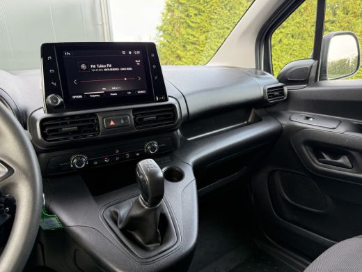 Opel Combo 1.5D 102 PK / L1H1 / 1e EIG. / TREKHAAK / BOTT INRICHTING / CAMERA / CARPLAY / AIRCO ActivLease financial lease