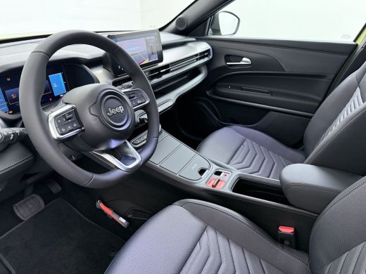 Jeep Avenger Altitude | Privacy Glass ActivLease financial lease
