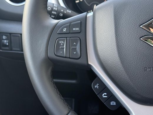 Suzuki Vitara 1.4 Boosterjet Select Smart Hybrid **/NAVIGATIE/ STOELVERWARMING/ DODEHOEK DETECTIE/ KEYLESS/ ADA... ActivLease financial lease