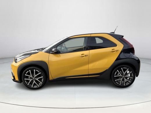 Toyota Aygo X Hybrid 115 GR Sport **/HYBRIDE/ KEYLESS/ STOELVERWARMING/ ADAPTIEF CRUISE CONTROL/ GARANTIE** ActivLease financial lease