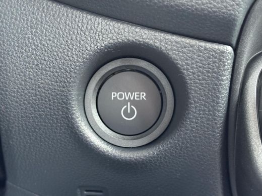 Toyota Aygo X Hybrid 115 GR Sport **/HYBRIDE/ KEYLESS/ STOELVERWARMING/ ADAPTIEF CRUISE CONTROL/ GARANTIE** ActivLease financial lease