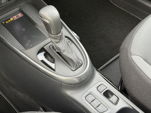 Toyota Aygo X Hybrid 115 GR Sport **/HYBRIDE/ KEYLESS/ STOELVERWARMING/ ADAPTIEF CRUISE CONTROL/ GARANTIE** ActivLease financial lease