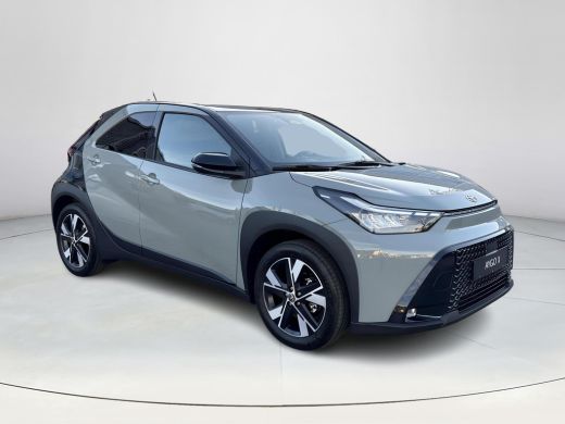Toyota Aygo X Hybrid 115 pulse **/EASY PACK/ HYBRIDE/ SNEL LEVERBAAR** ActivLease financial lease