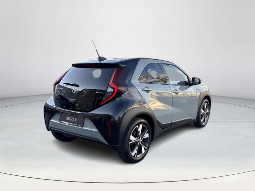 Toyota Aygo X Hybrid 115 pulse **/EASY PACK/ HYBRIDE/ SNEL LEVERBAAR** ActivLease financial lease
