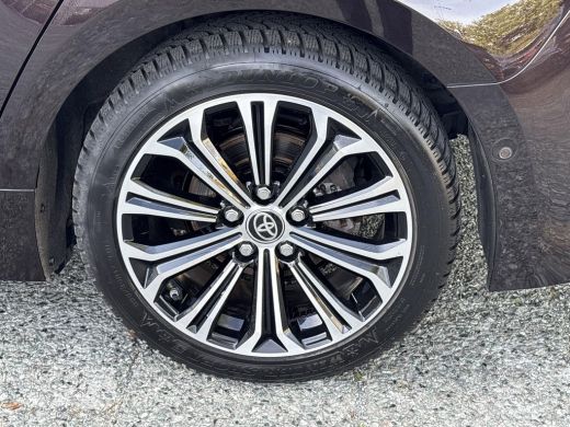 Toyota Corolla Touring Sports Hybrid 140 Executive **ELEKTRISCHE ACHTERKLEP/ DODEHOEK DETECTIE/ STOELVERWARMING** ActivLease financial lease