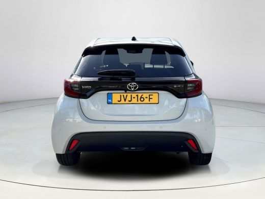 Toyota Yaris 1.5 Hybrid 115 Dynamic **DODEHOEK DETECTIE/ STOEL EN STUURVERWARMING/ KEYLESS** ActivLease financial lease