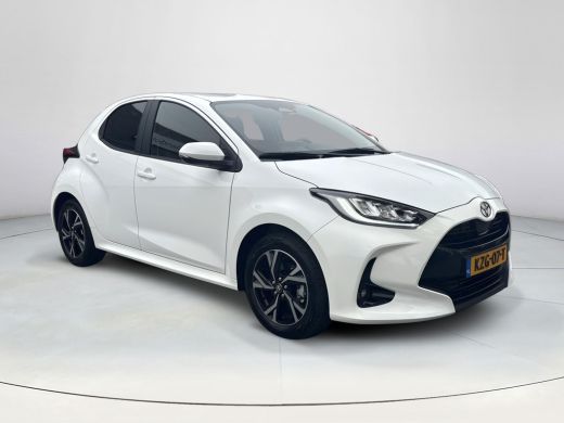 Toyota Yaris 1.5 Hybrid 115 Dynamic **PARKEERCAMERA/ ADAPTIEF CRUISE CONTROL/ KEYLESS** ActivLease financial lease