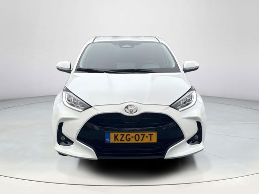 Toyota Yaris 1.5 Hybrid 115 Dynamic **PARKEERCAMERA/ ADAPTIEF CRUISE CONTROL/ KEYLESS** ActivLease financial lease