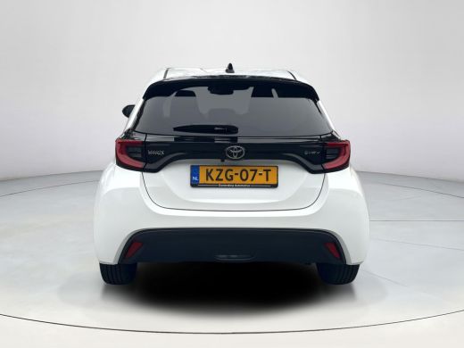 Toyota Yaris 1.5 Hybrid 115 Dynamic **PARKEERCAMERA/ ADAPTIEF CRUISE CONTROL/ KEYLESS** ActivLease financial lease