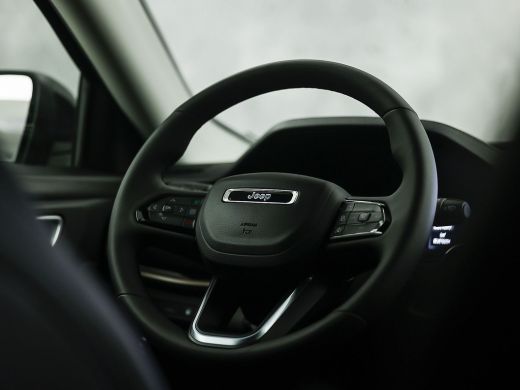 Jeep Compass 4xe 240 Plug-in Hybrid Electric Trailhawk 240Pk Automaat (VIRTUAL COCKPIT, APPLE CARPLAY, GROOT N... ActivLease financial lease