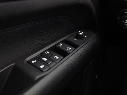 Jeep Compass 4xe 240 Plug-in Hybrid Electric Trailhawk 240Pk Automaat (VIRTUAL COCKPIT, APPLE CARPLAY, GROOT N... ActivLease financial lease