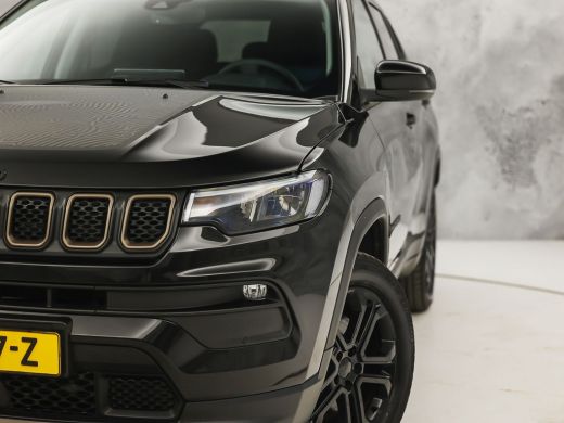Jeep Compass 4xe 240 Plug-in Hybrid Electric Trailhawk 240Pk Automaat (VIRTUAL COCKPIT, APPLE CARPLAY, GROOT N... ActivLease financial lease